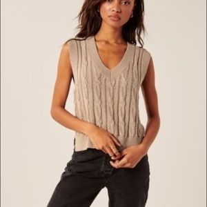 Abercrombie Cropped V-Neck Sweater